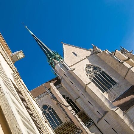 Apartamento Le Saint B au pied de la Cathédrale saint Bénigne Dijon Exterior foto